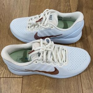 Nike Lunarglide Sneakers